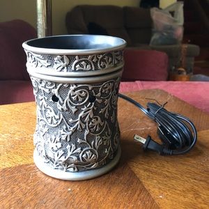 Scentsy Silverwine Warmer